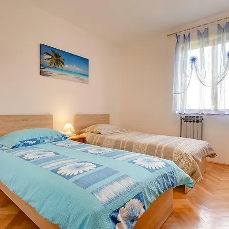 Sissano Hotel 3*